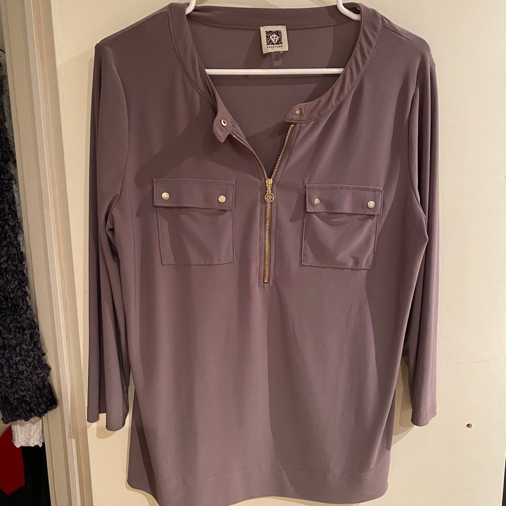 Anne Klein zip up work blouse